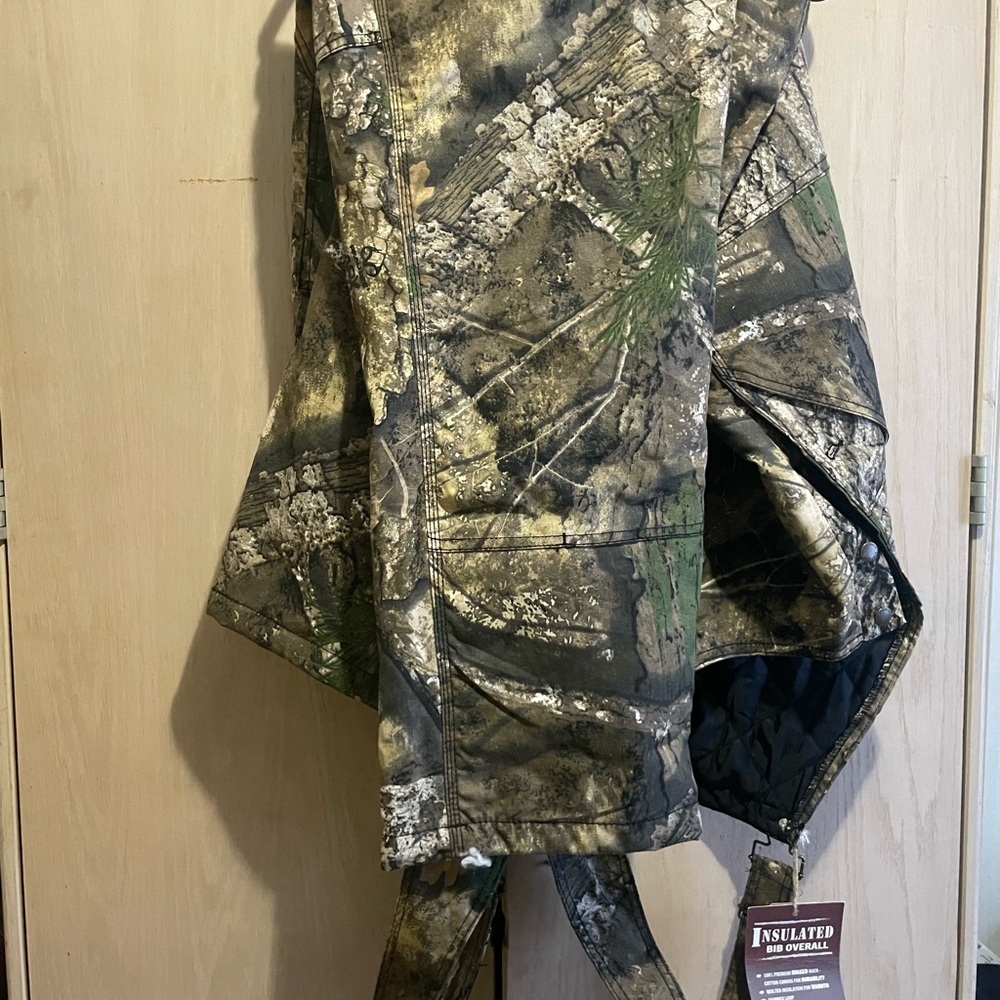 Realtree Stilton Camouflage Insulated Overalls Duck bib - Picture 1 of 5